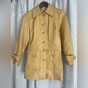 Vintage 1960s Camel Lambskin Leather Mod A-Line Coat